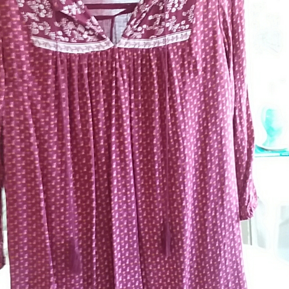 Dress - Picture 2 of 3